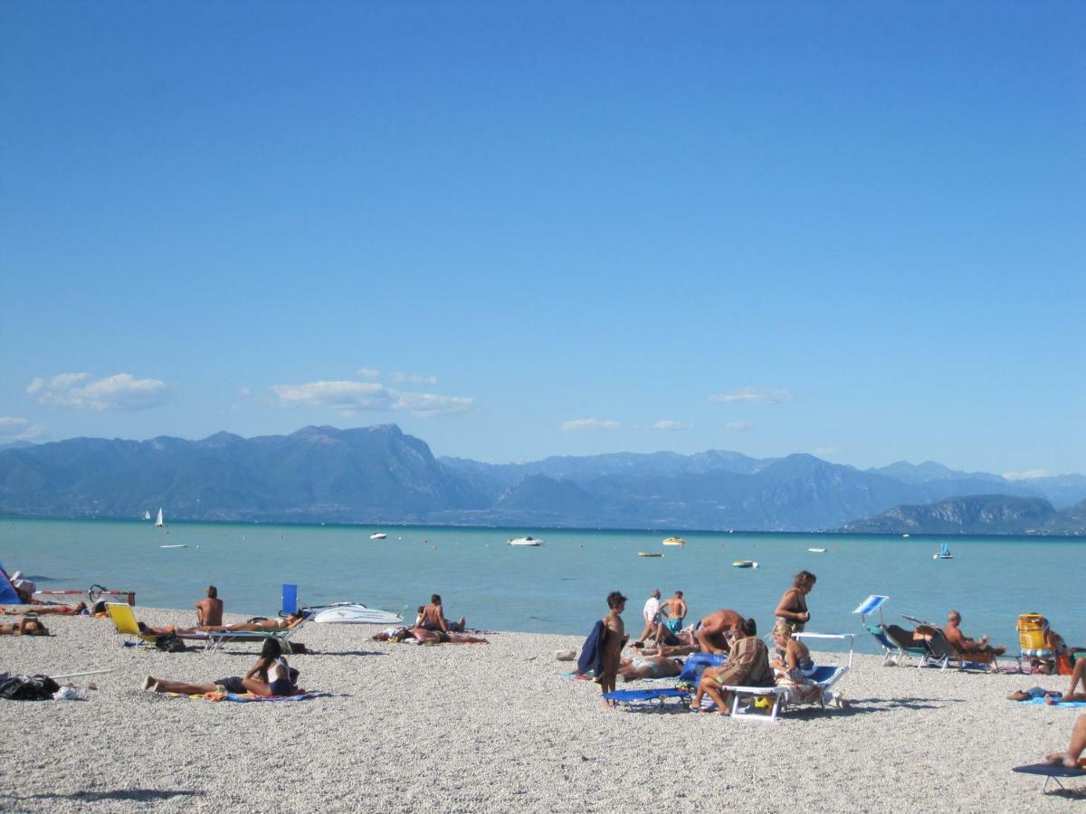Appartamento La Madonnina Di Cathy Peschiera del Garda Exteriör bild