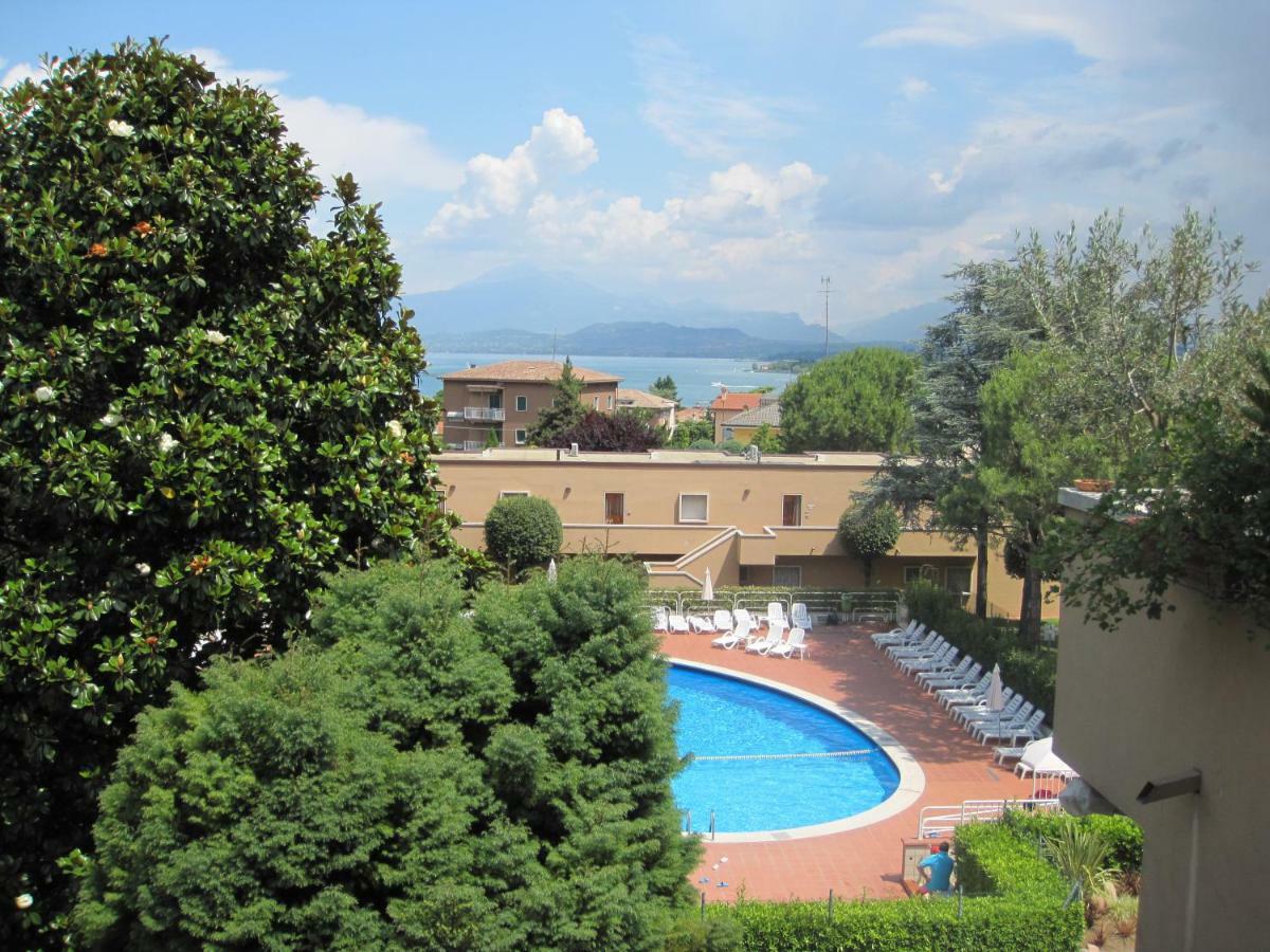 Appartamento La Madonnina Di Cathy Peschiera del Garda Exteriör bild