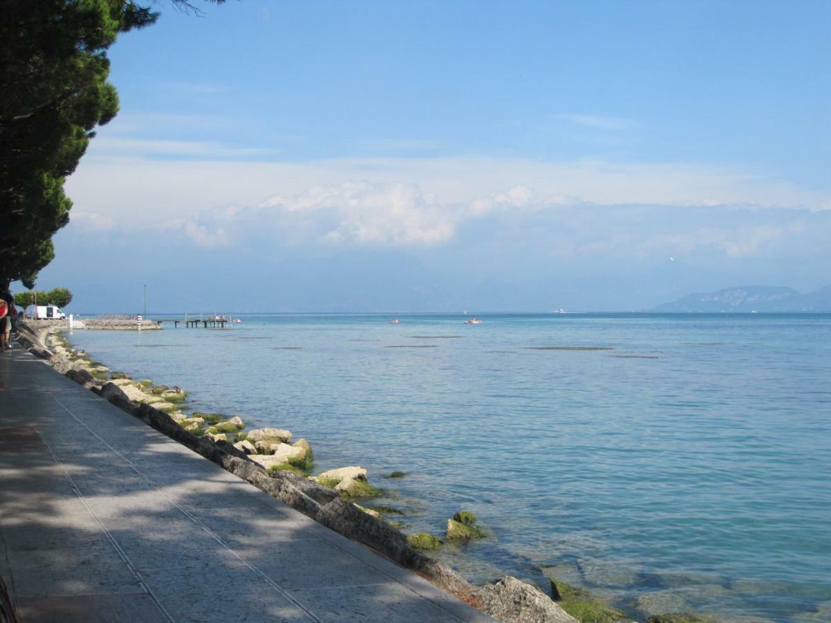 Appartamento La Madonnina Di Cathy Peschiera del Garda Exteriör bild